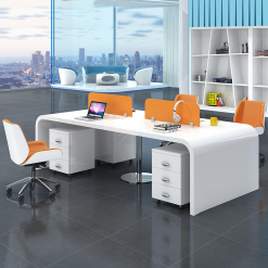 Bàn Làm Việc Nhóm Lớn Hiện Đại – Thiết Kế Sơn Bóng Cao Cấp, Bề Mặt Nhẵn Mịn, Phù Hợp Cho Không Gian Làm Việc Chuyên Nghiệp